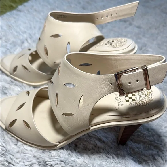 Vince Camuto Cream Heeled Sandals with Decorative Cutouts Sz 10 NWT - Picture 8 of 8